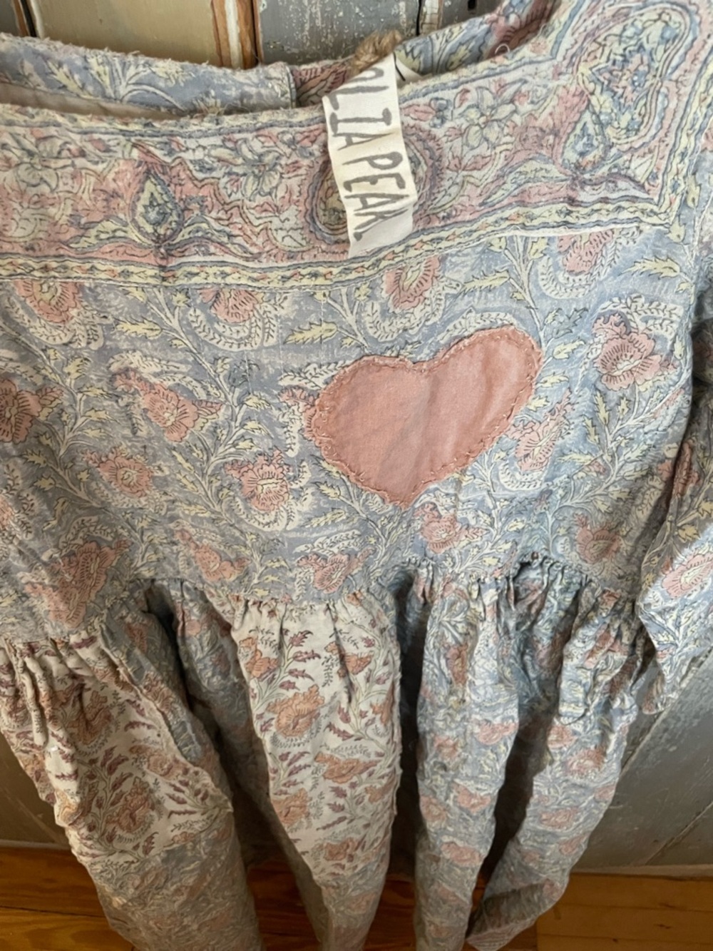 Magnolia Pearl Boho Heart Patch Floral Dress in Dusty Pink and Gray - Picture 3 of 8